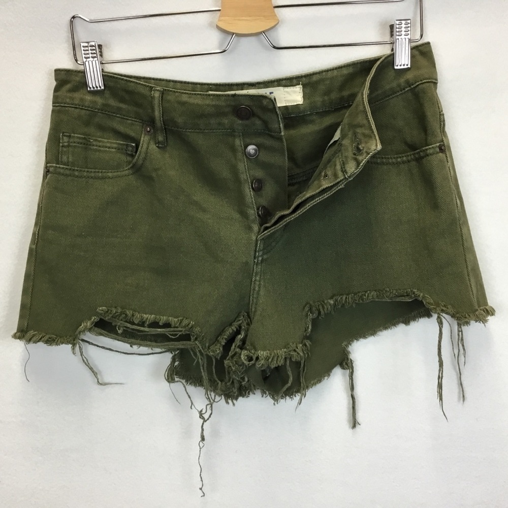 Brandy Melville Olive Green Denim Button Fly Cutoff Short - Picture 3 of 12